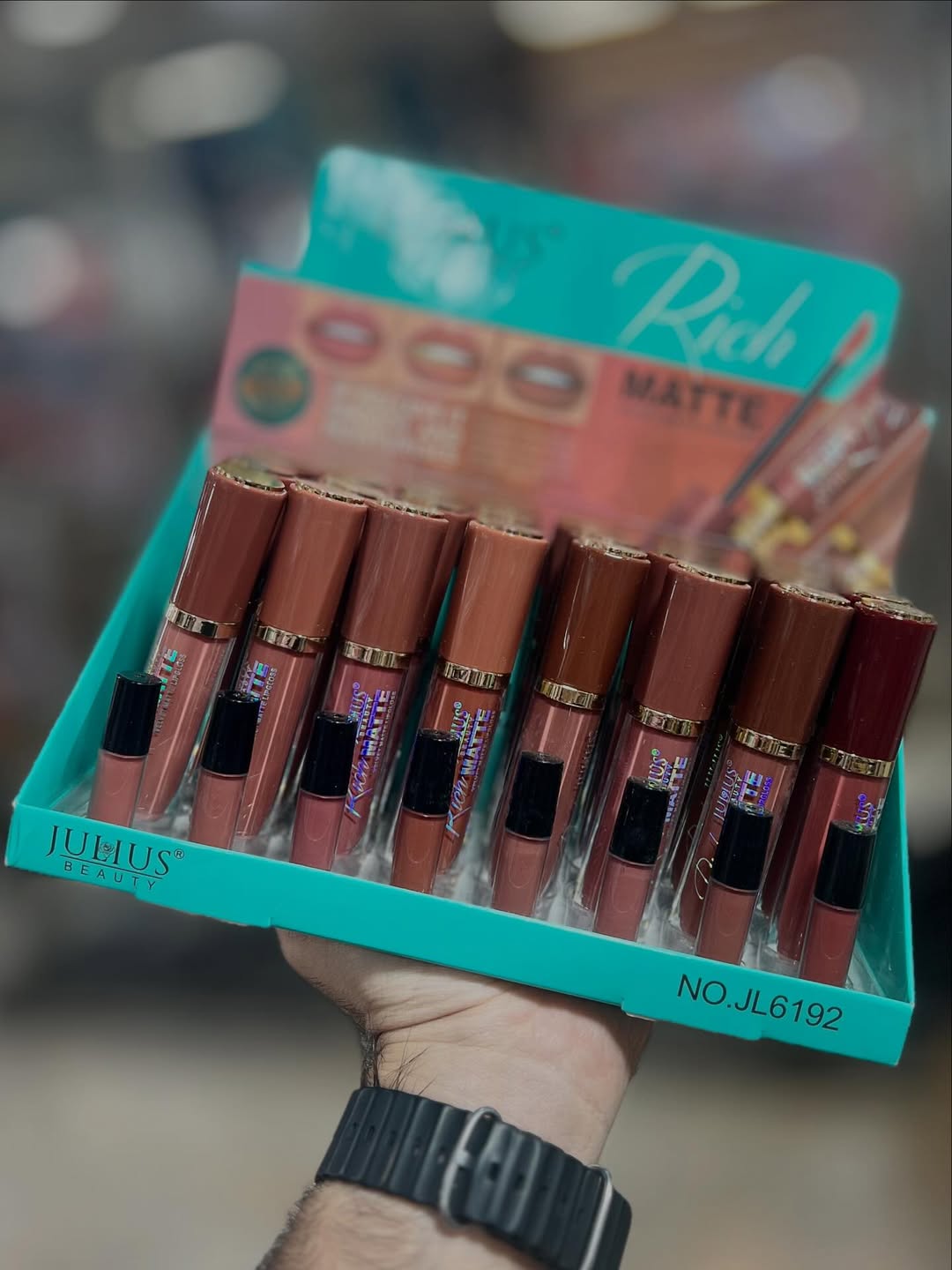 رژ مایع ژولیوس کد ۶۱۹۲